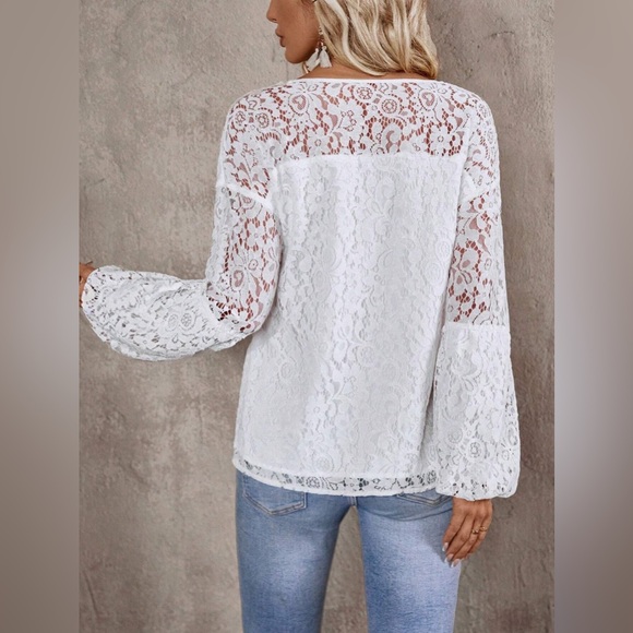 Cloud Dreaming White Lace Blouse Long Sleeve - Picture 3 of 5